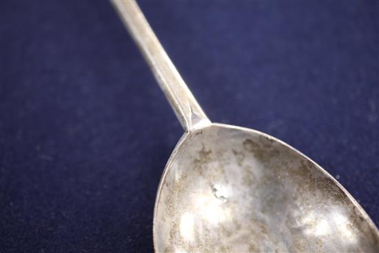 A Charles I unascribed English/Welsh provincial silver seal top spoon, 18.5cm.